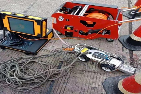 振兴CCTV管道检测机器人