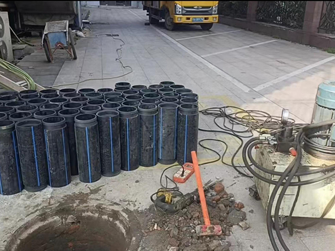 振兴PE置换管厂家 DN315置换管 非开挖管短管置换